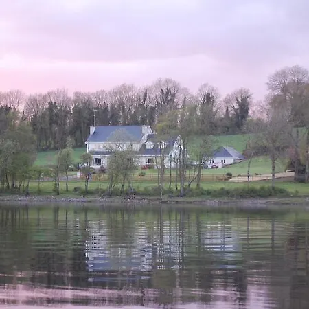 Eonish ホテル キャヴァン